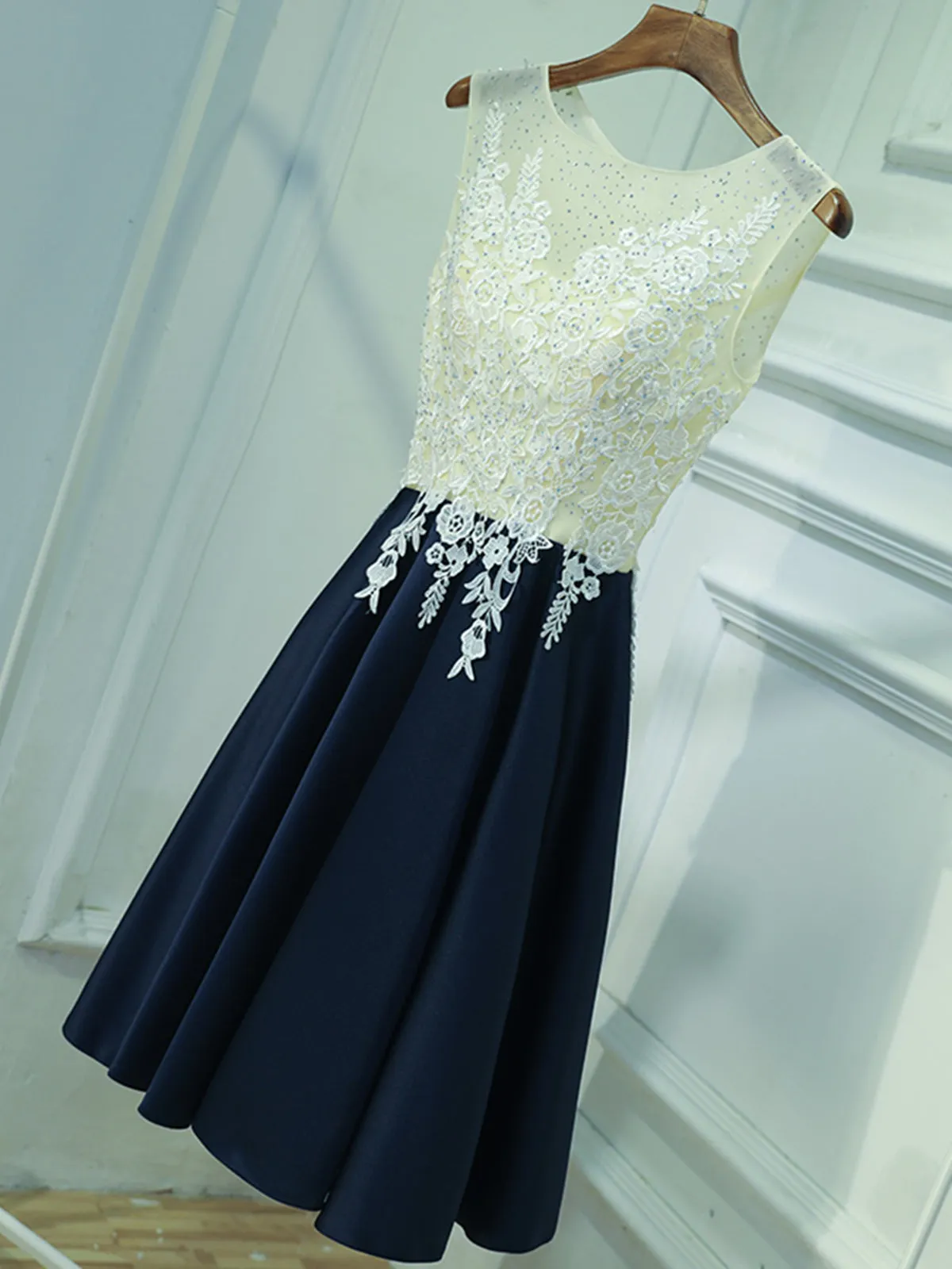 A Line Round Neck Short Lace Prom Dresses, Navy Blue Short Lace Formal Homecoming Dresses