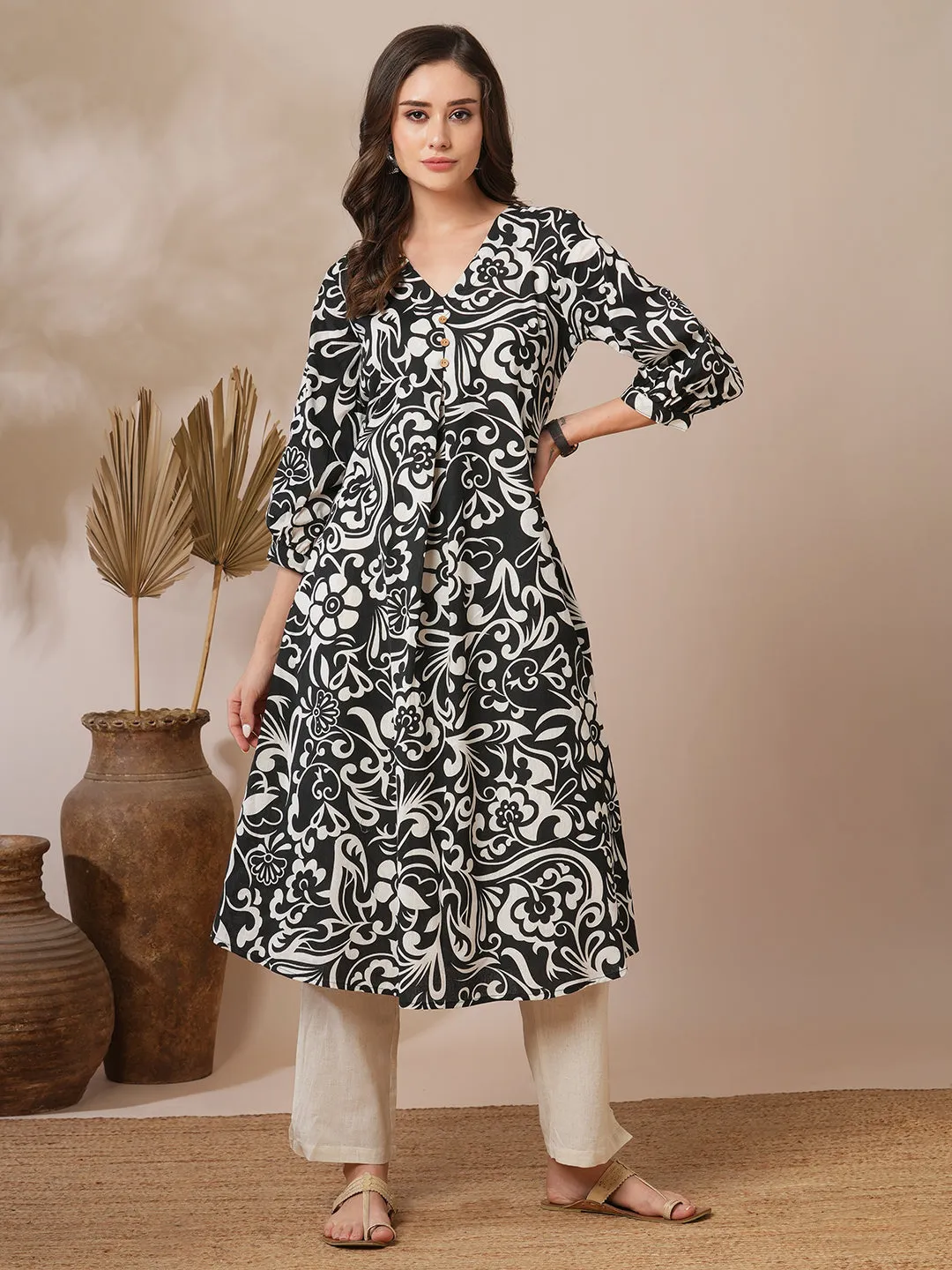 Abstract Floral Printed A-Line Pleated Kurta with Pant - Black